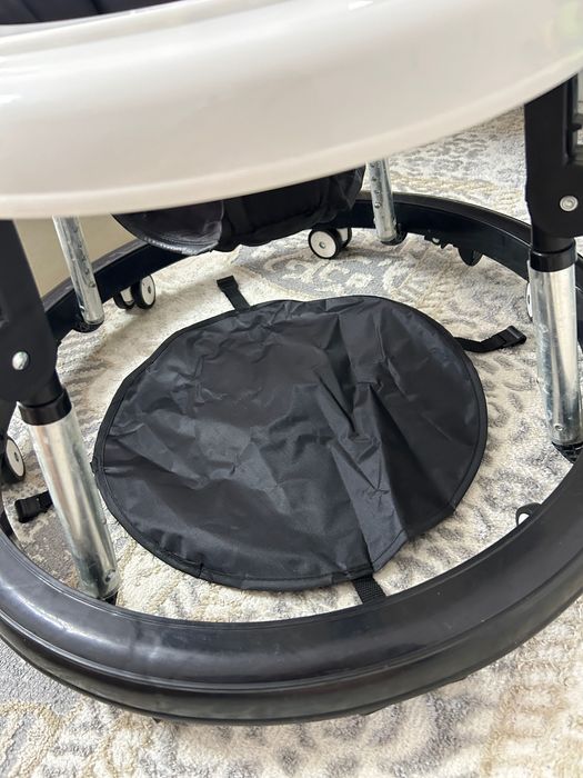 Продаю ходунок Godmy