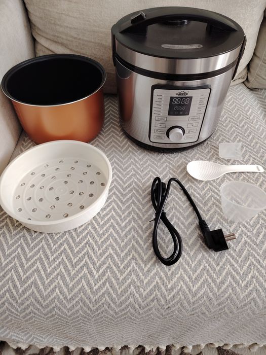 Продам мультиварку, новый!