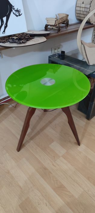 Vând măsuță cafea rotunda