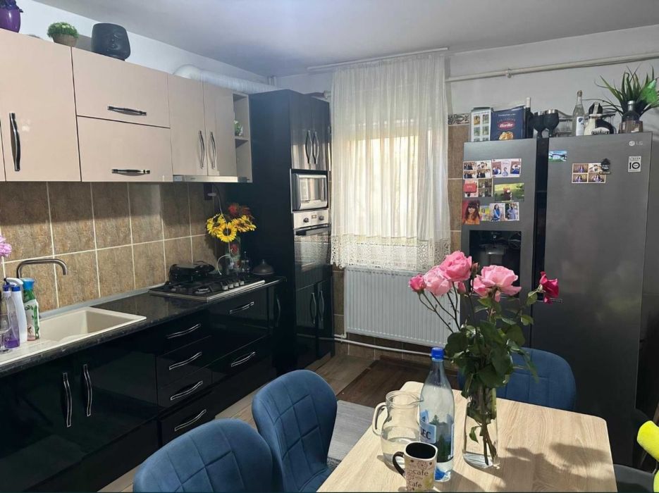 Închiriez apartament 2 camere