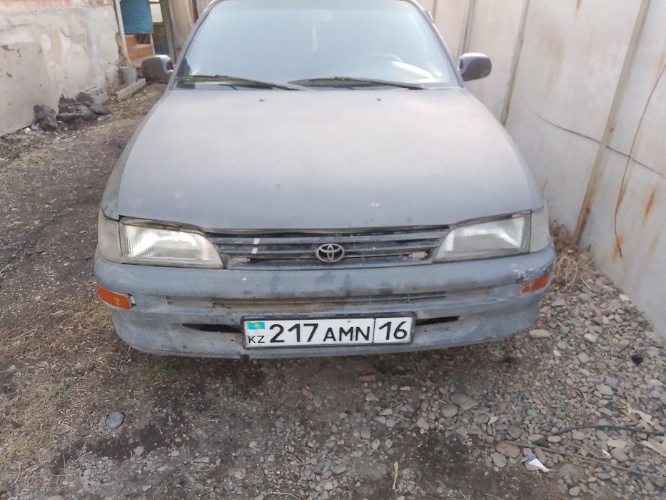 Продам Тойоту короллу