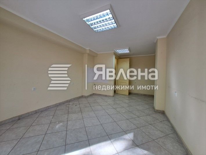 Дава се под наем Офис в Варна, Чаталджа - 18 кв.м за 179 € - Снимка #1