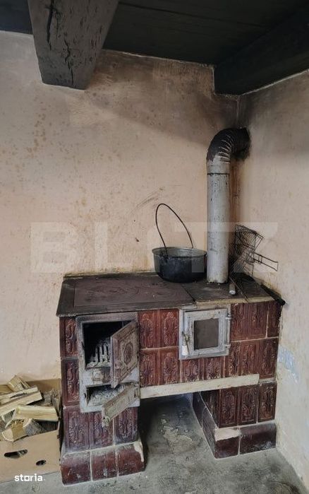 Casa taraneasca cu 180 mp utili si teren de 1360 mp, Aschileu Mare