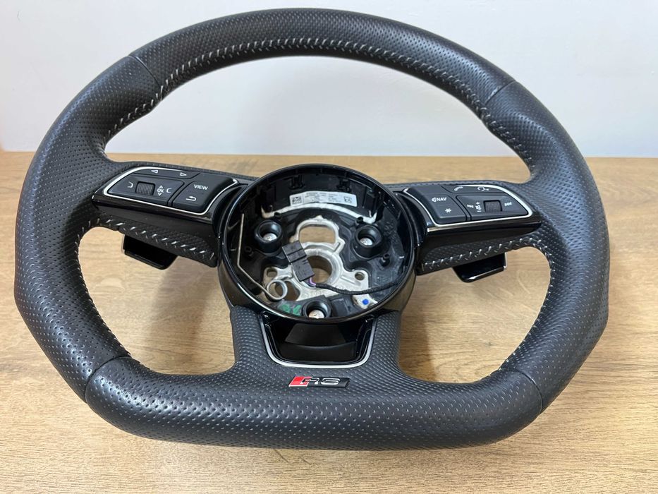 Оригинален скосен перфориран Мулти волан Audi RS4 Ауди РС4 audi