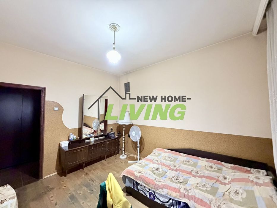 Продава се Етаж от къща в Пловдив, Гагарин - 190 кв.м за 591 €/кв.м - Снимка #9