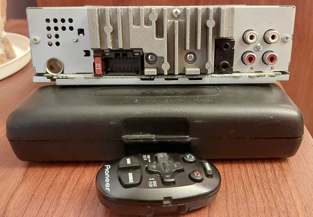 CD Pioneer DEH X5500 BT