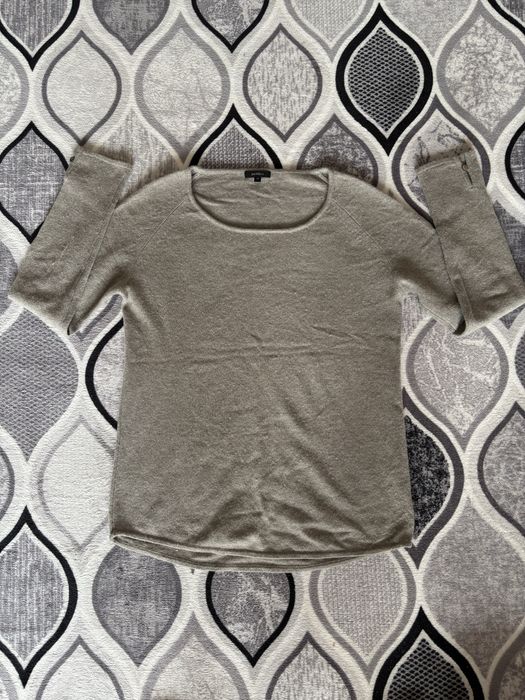 Пуловери от 100% кашмир