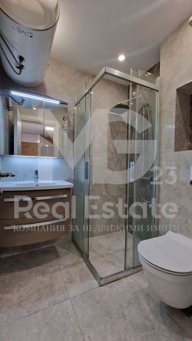 Продава се Двустаен апартамент в Пловдив, Остромила - 104 кв.м за 1505 €/кв.м - Снимка #10