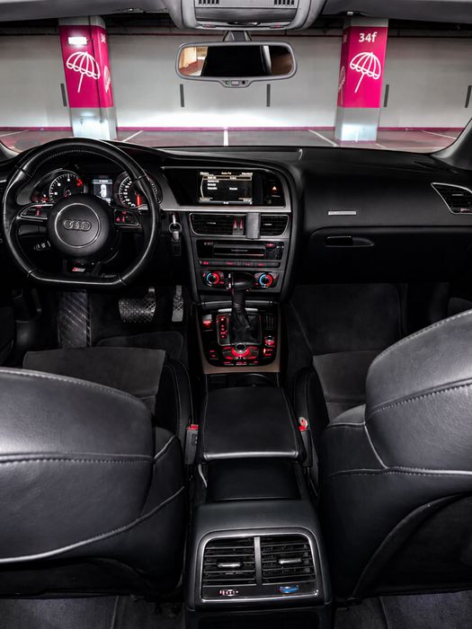 Vând Audi A5- automată