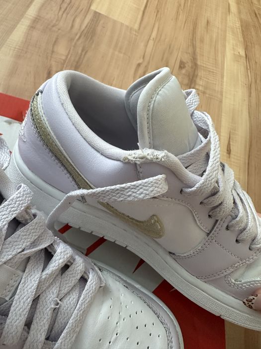Продавам  Jordan 1 low