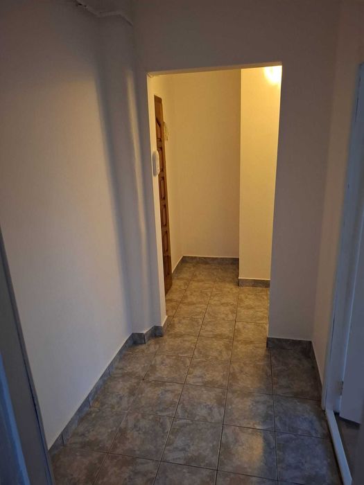 Garsoniera de vanzare strada Lanariei Pitesti Arges