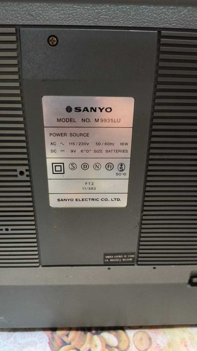 Radiocasetofon Sanyo M 9935LU