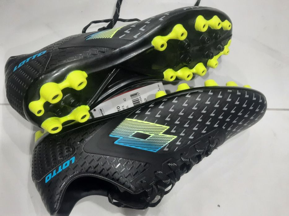 Бутсы lotto оригинал !