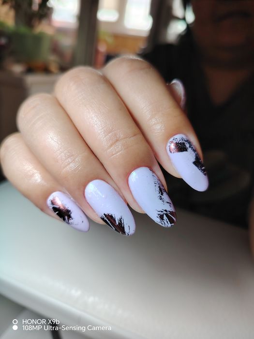 Наращивание ногтей