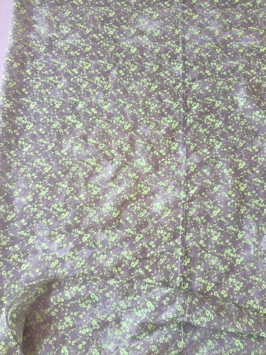 Лот от 8 шала с различна големина + 2 ленти за глава