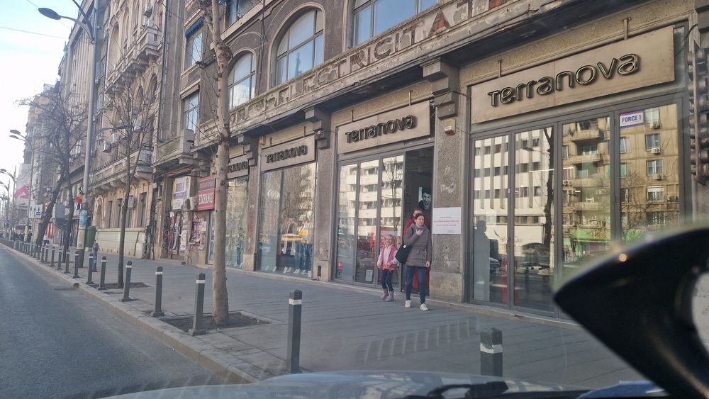 MAGHERU- ROMANA metrou 144 mp pret 7.900 euro , stradal