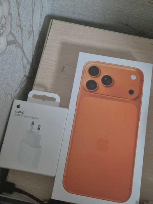 Продаю новый iphone 17 pro max