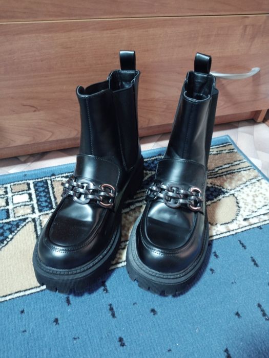 Сапоги  женские осенние