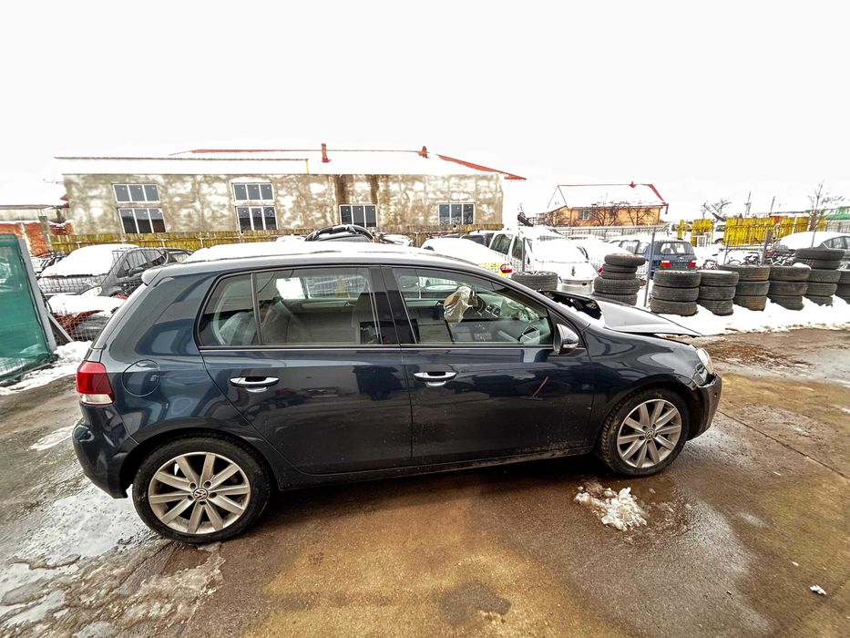 Bara spate Volkswagen Golf 6  Hatchback Albastra