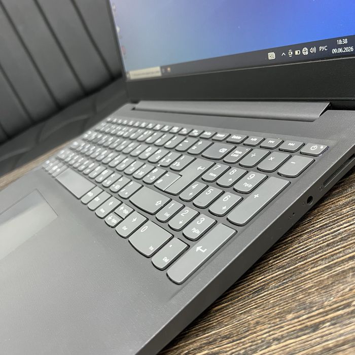 Lenovo V15 Celeron 4/512гб для дома и офиса!