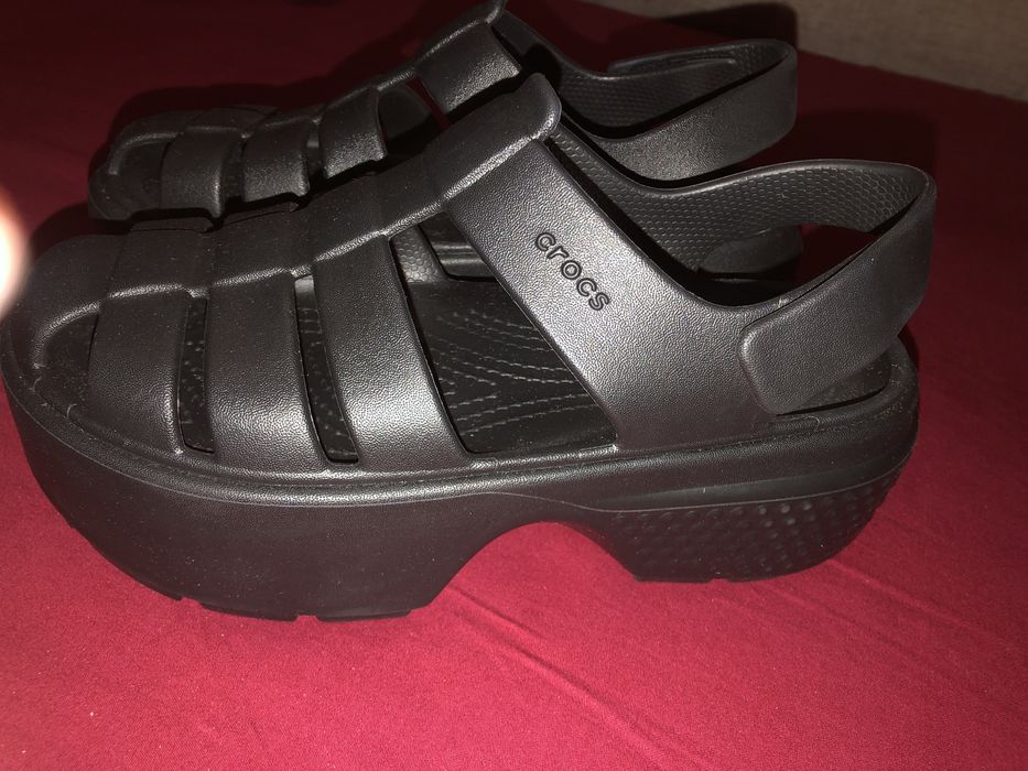 Sandale Crocs negre noi marimea 37