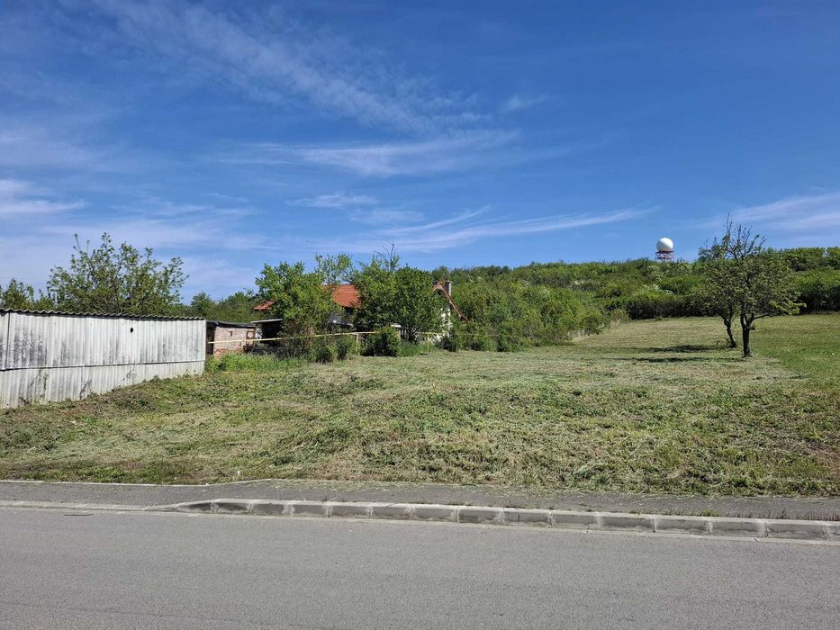 Teren Piersicilor Oradea, cu toate utilitățile