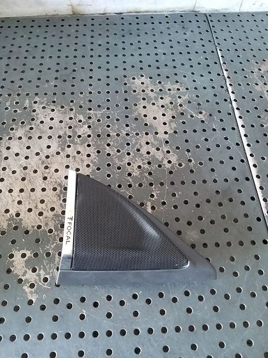 Boxa tweeter dreapta fata peugeot 5008 2 9809350780