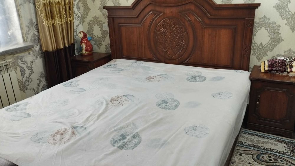 Спальный мебель комплект сатылады айнасы таза жаксы состояниеси
