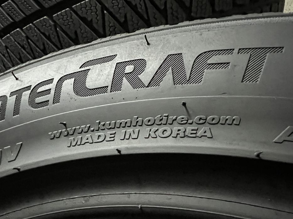 285/45/19 Kumho - 4бр., като Нови!