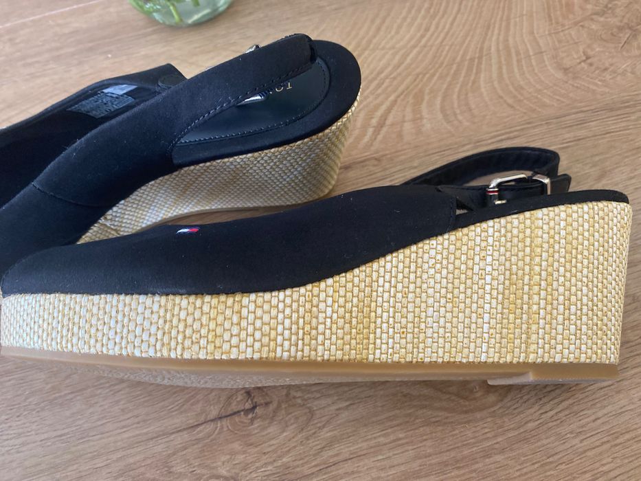 Сандали Tommy Hilfiger