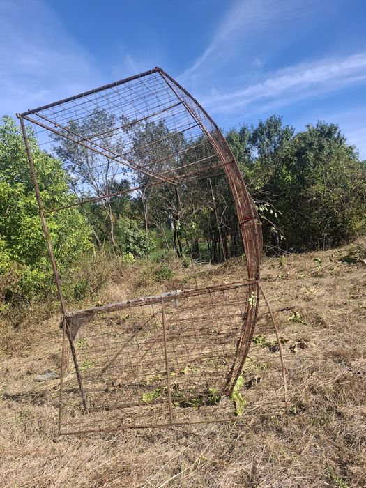 Vând solar de 6 metri lungime și 4 lățime
