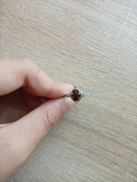 Кольцо Pandora Disney «Злая королева» (Сердце и Кинжал) Оригинал