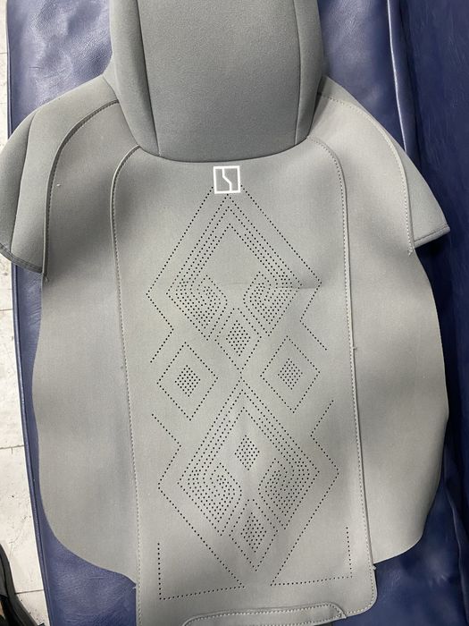 Накидка для Zeekr