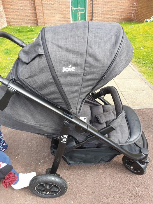 Vand carucior Joie