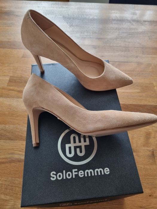 Официални обувки SoloFemme