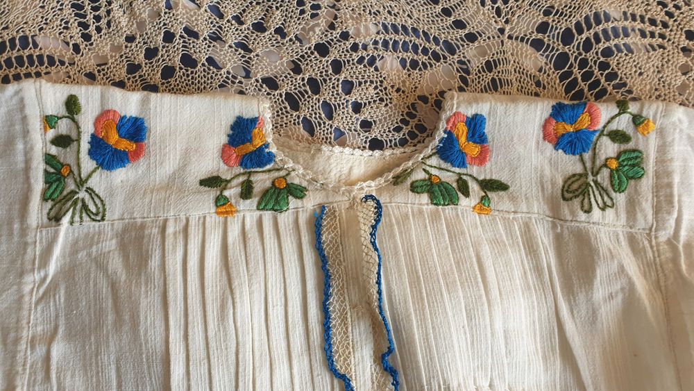 Ризи от народна носия - 2 броя