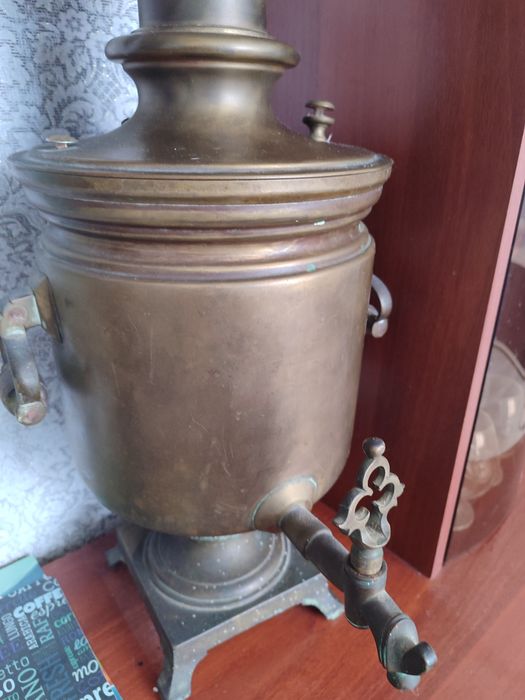 Продам антикварный самовар.
