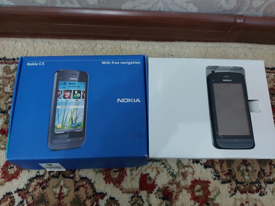 Nokia C5 телефоны