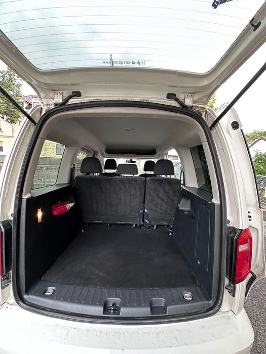 VW Caddy . 4Motion 2017