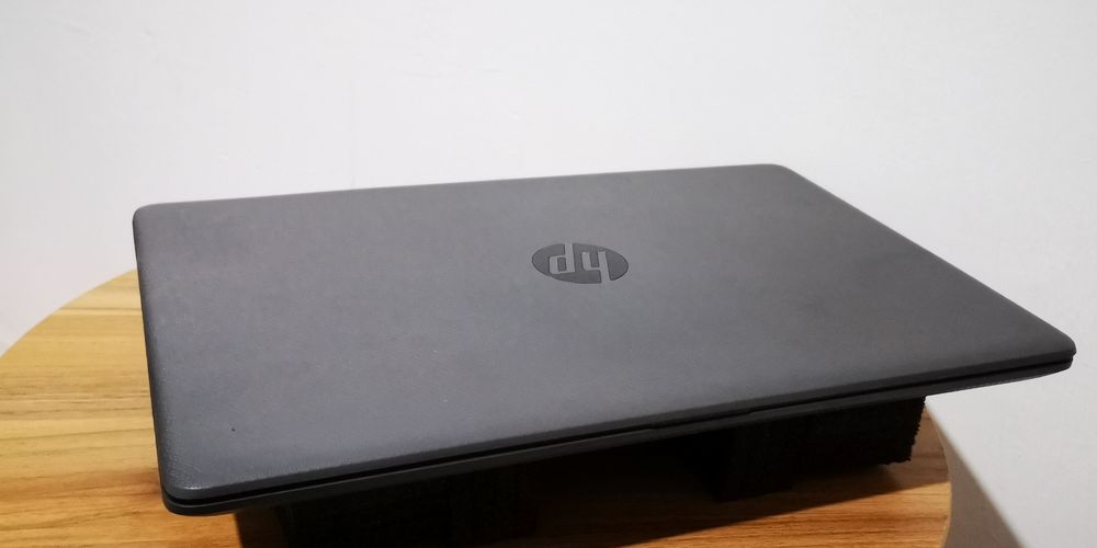 Laptop HP 255 G7