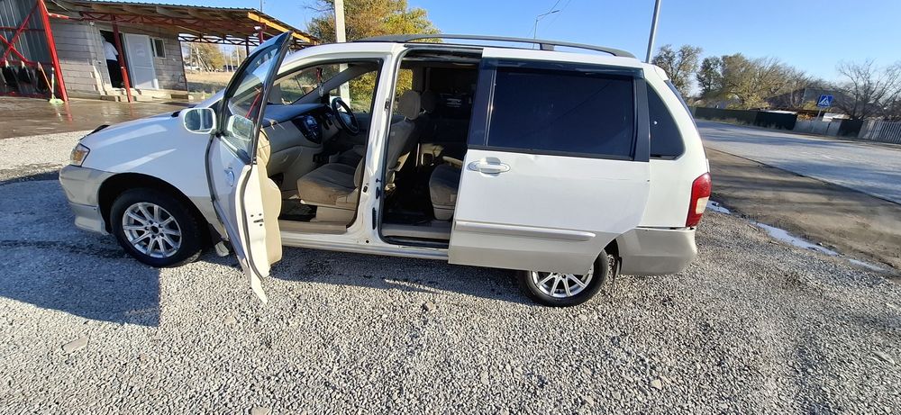 Мазда мпв 1999 г 2.5