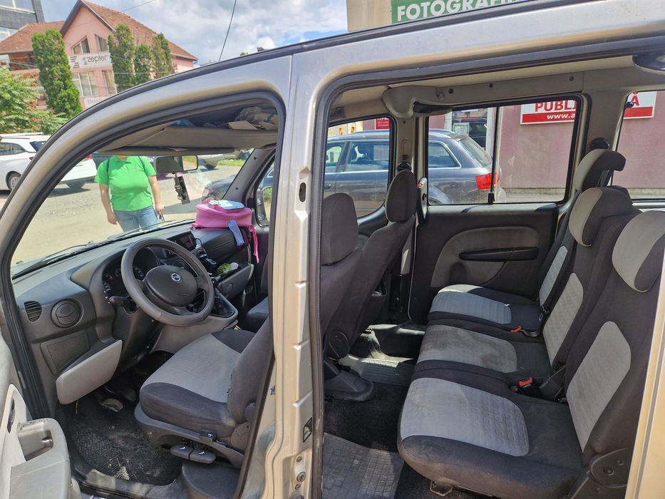 Vând schimb fiat doblo