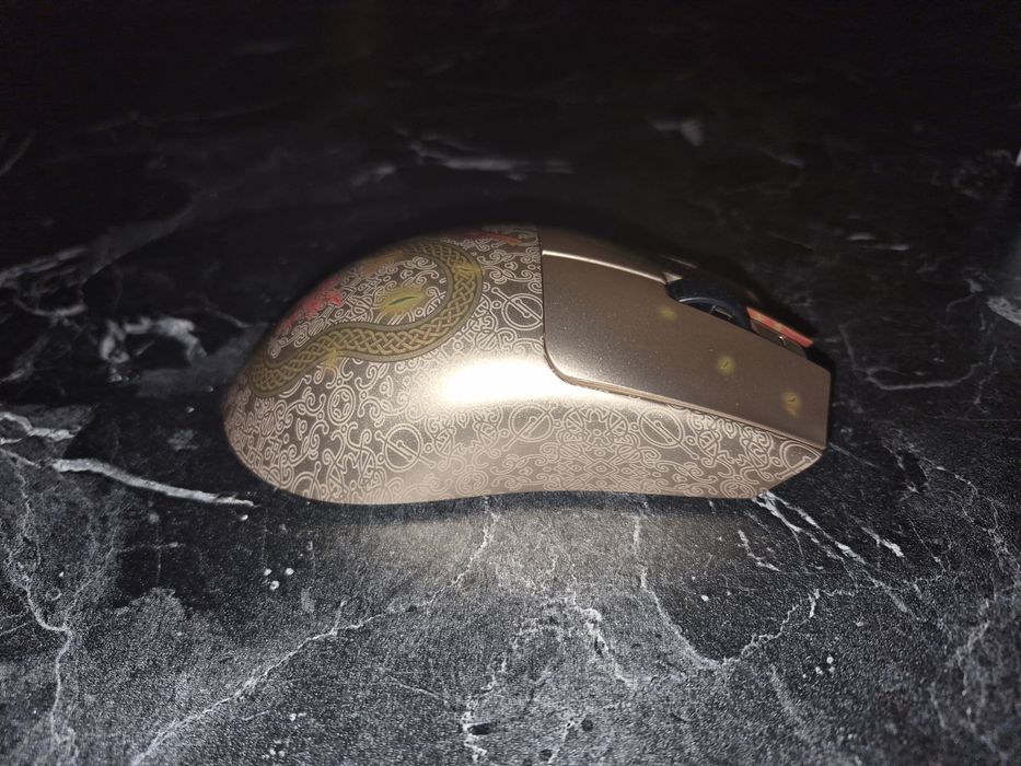 Продаю мышку razer v3 pro