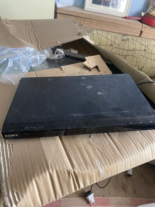 DVD player sony.