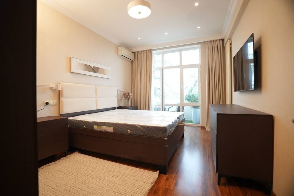 Продается 2х комнатная квартира, ор-р: Улица Бабура, 62м²