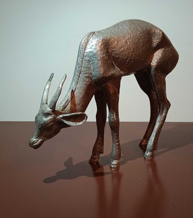 Антикварна бронзова скулптура статуетка пластика