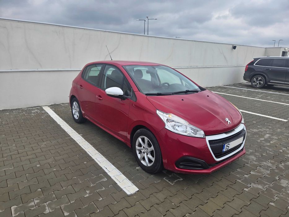 PEUGEOT 208 an 2016