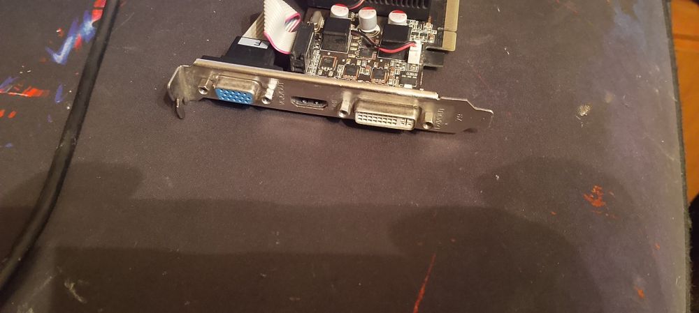 Продам gt430 на 1 гигабайт
