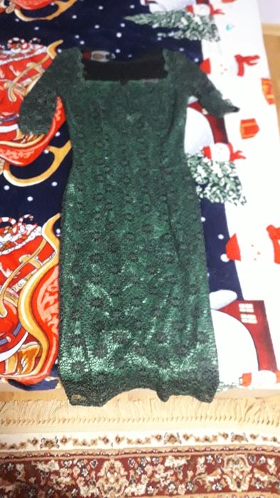 Vand rochie de domne