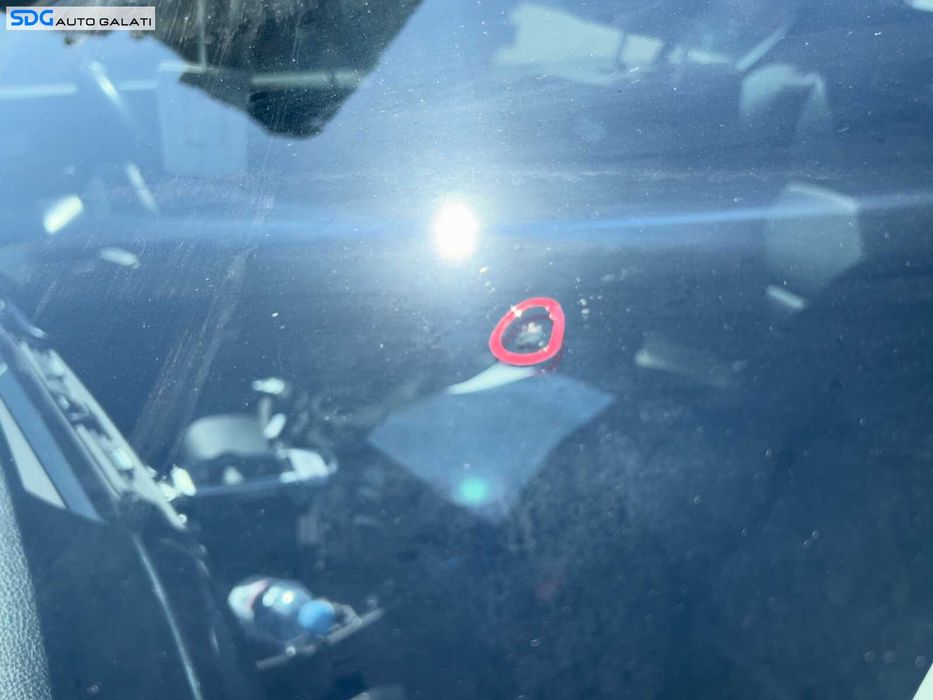 Parbriz Geam Sticla Model cu Senzor Ploaie BMW Seria 5 F10 F11 2009 - 2017 (imperfectiuni) [Q6605]